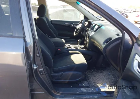 2016 Nissan Pathfinder S z USA, uszkodzony, nr VIN 5N1AR2MM7GC666909